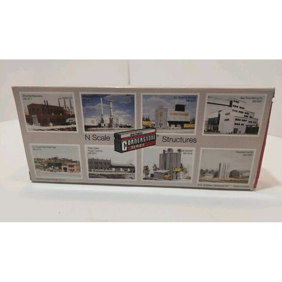 Walthers N Scale Freight Car Rio Grande American 50' Orange - Picture 4 of 9